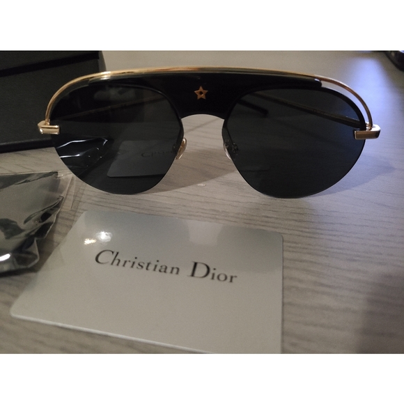New Dior Sunglasses - Picture 8 of 11